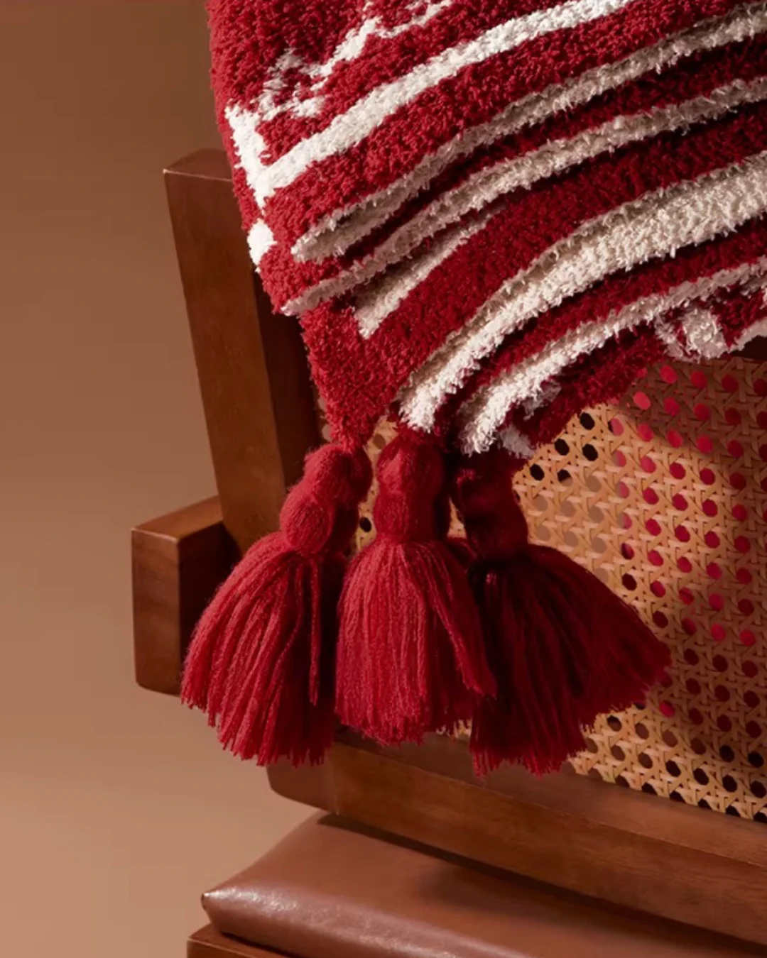 Thousand Gold Horse Fur Blanket - Image 11