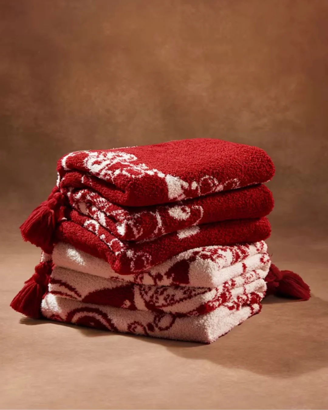Thousand Gold Horse Fur Blanket - Image 13