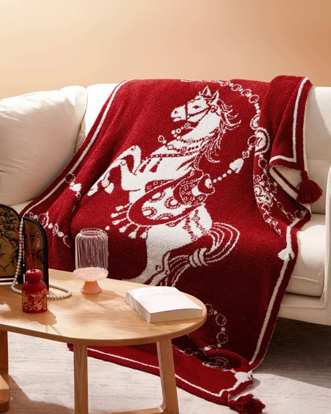 Thousand Gold Horse Fur Blanket - Image 7