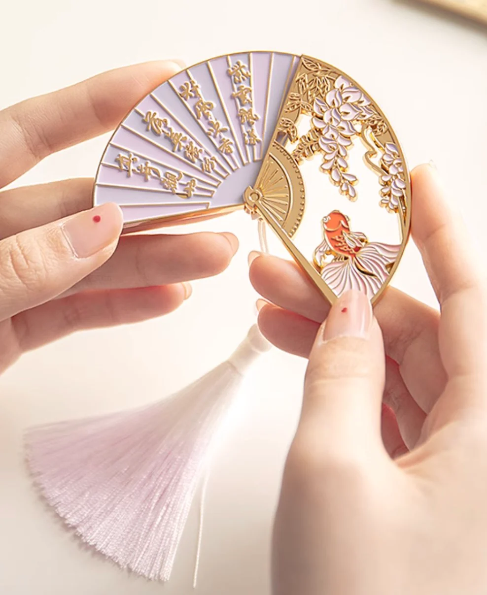 Wisteria Dream Fan Magnet Gift Set - Image 5