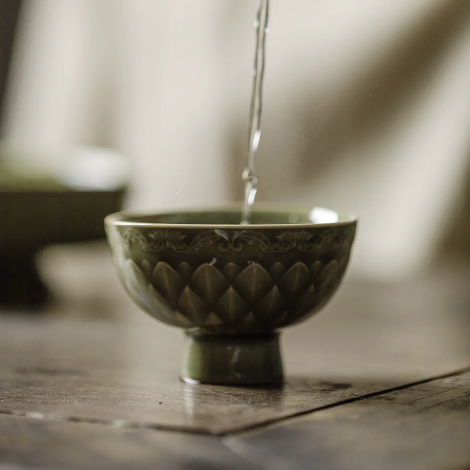 Yue Kiln Fish Scale Pattern Tea Cup - Image 5