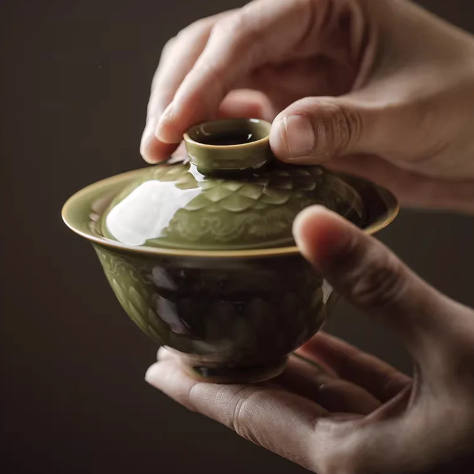 Yue Kiln Fish Scale Pattern Tea Cup - Image 9