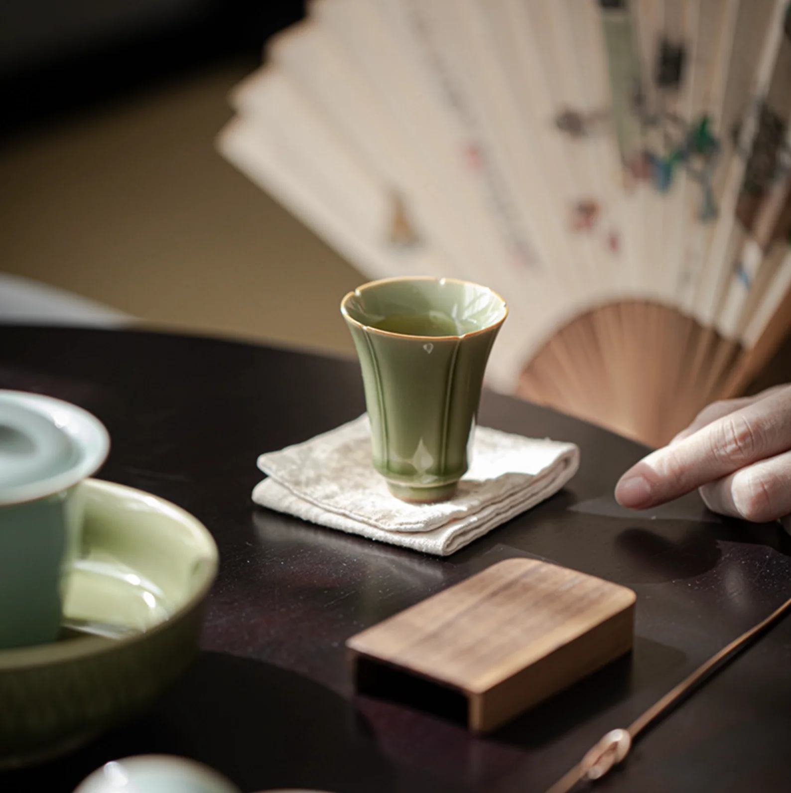 Yue Kiln Flower Mouth Tall Tea Cup - Image 4