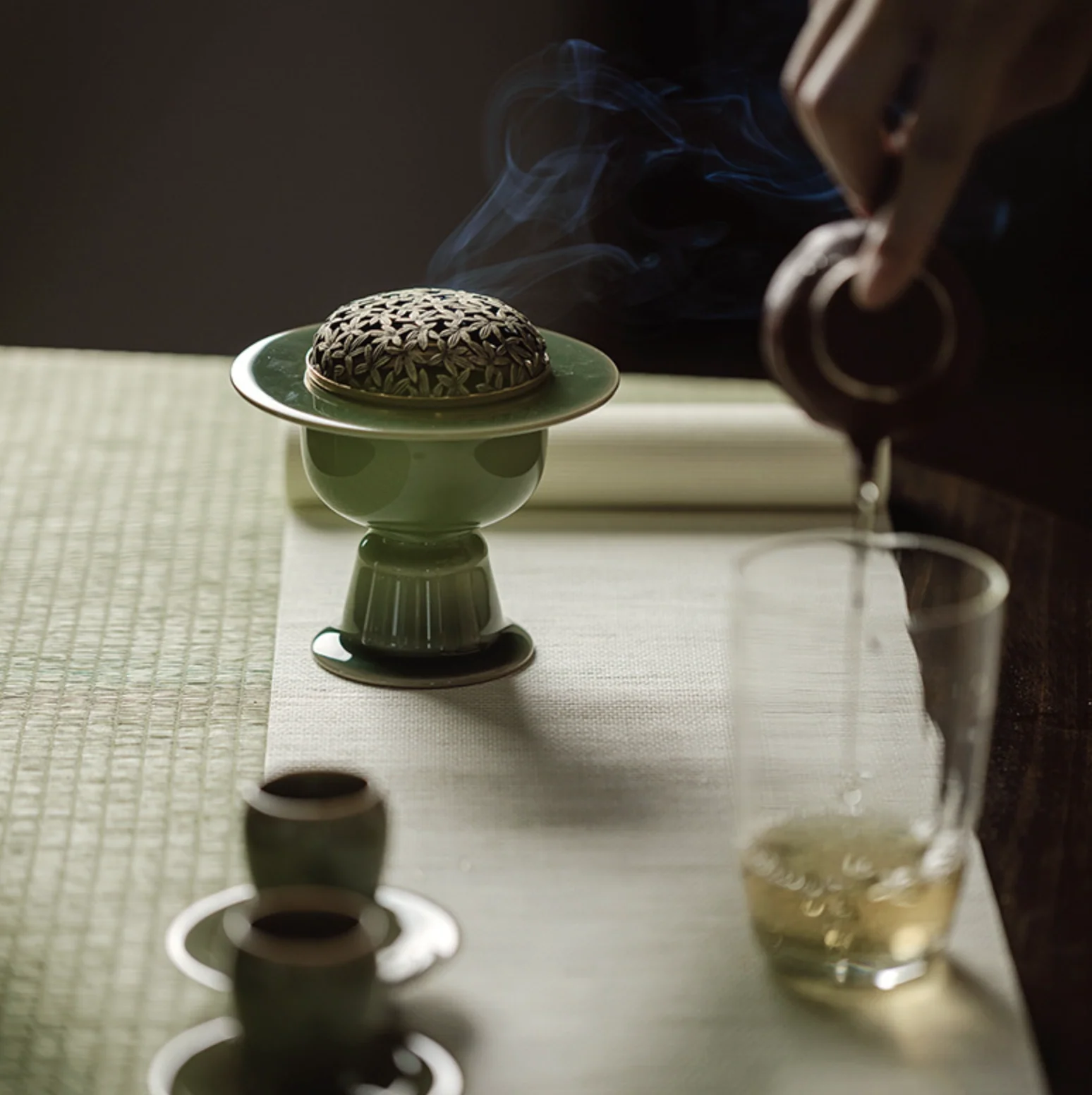 Yue Kiln Tall Incense Burner - Image 3